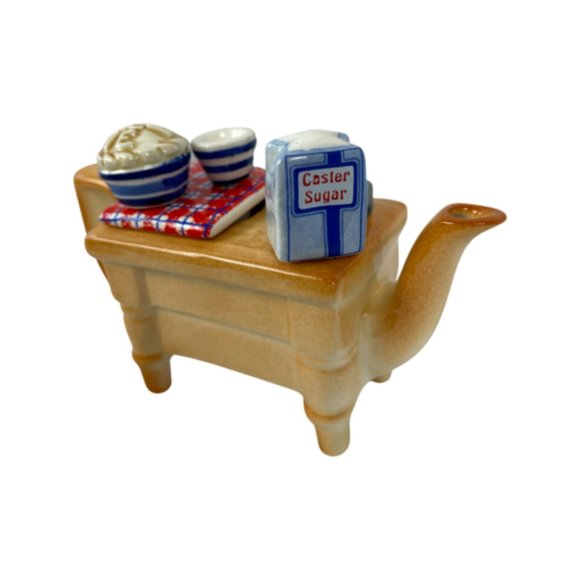 CARDEW DESIGN BAKING DAY TEAPOT MADE IN ENGLAND MEDIUM SIZE - Picture 6 of 11